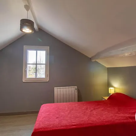 Familial Pres De La Loire Avec Grand Jardin, Parking Prive, Proche Saumur Et Activites Nautiques - Fr-1-622-40